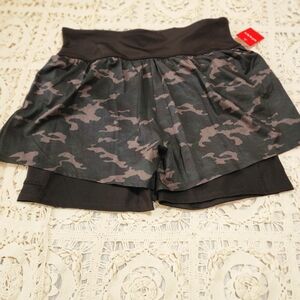 SPANX Black Camo Women's Skorts